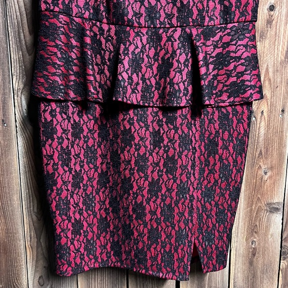NWT- Rebel Wilson for Torrid Red & Black Lace Sleeveless Peplum Bodycon Dress 16 - Picture 8 of 15